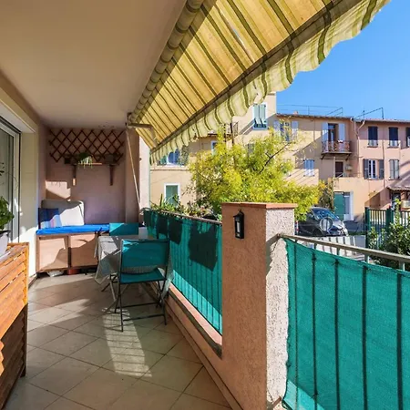 Grand 2 Pieces Et Belle Terrasse 아파트